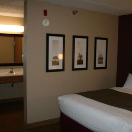 Americinn By Wyndham Osceola Экстерьер фото