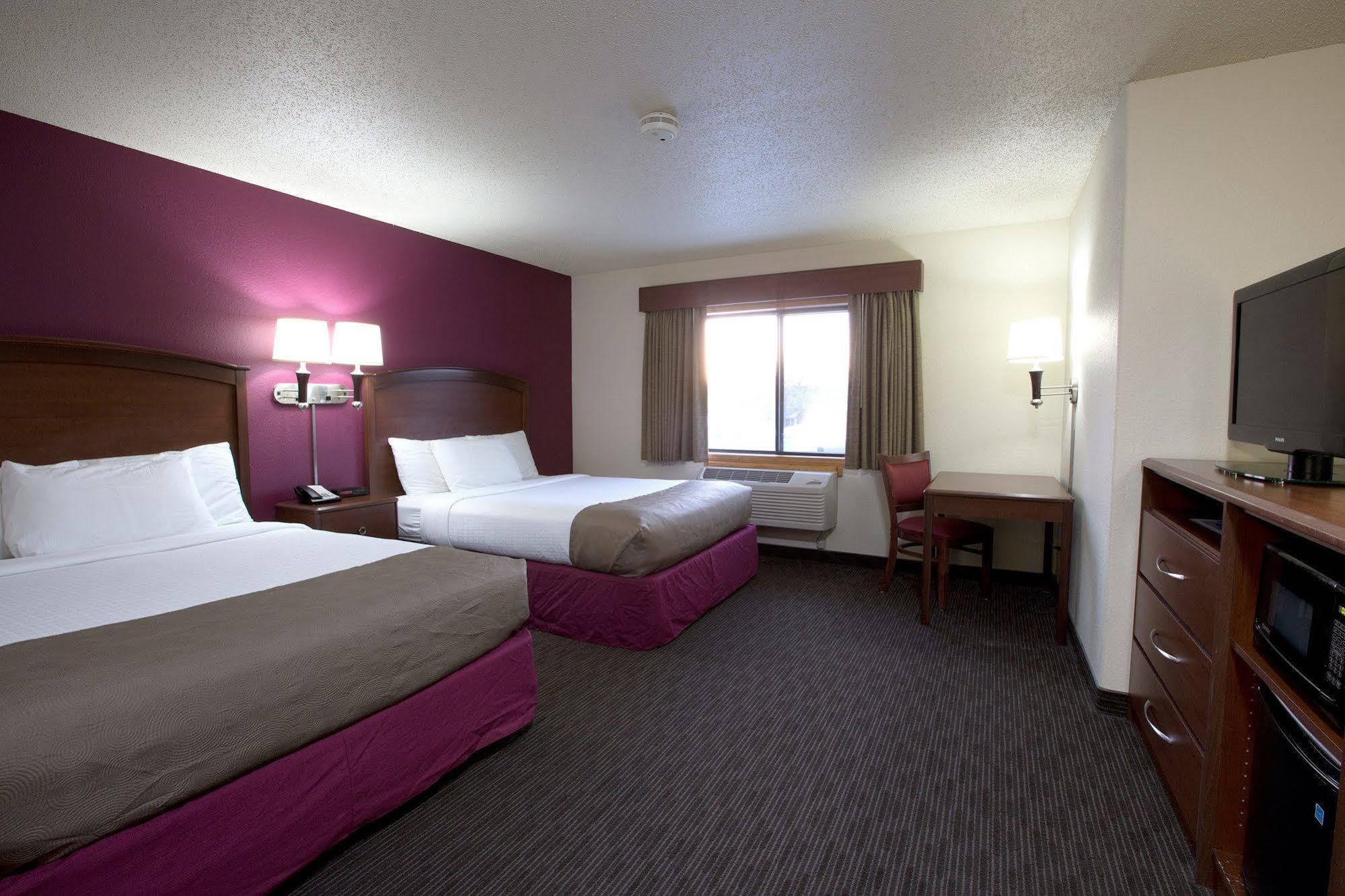 Americinn By Wyndham Osceola Экстерьер фото