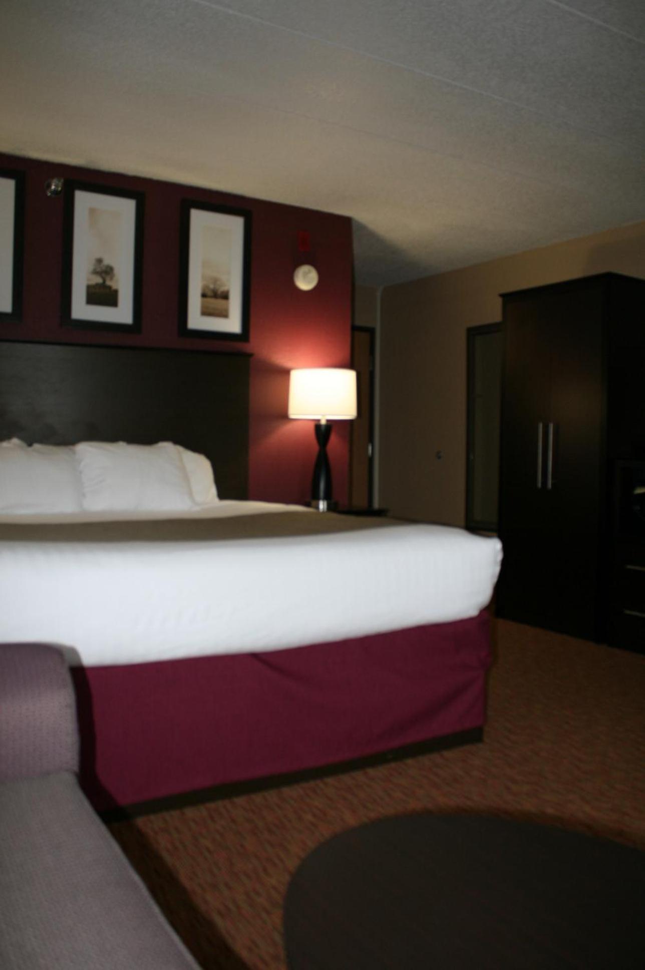 Americinn By Wyndham Osceola Экстерьер фото