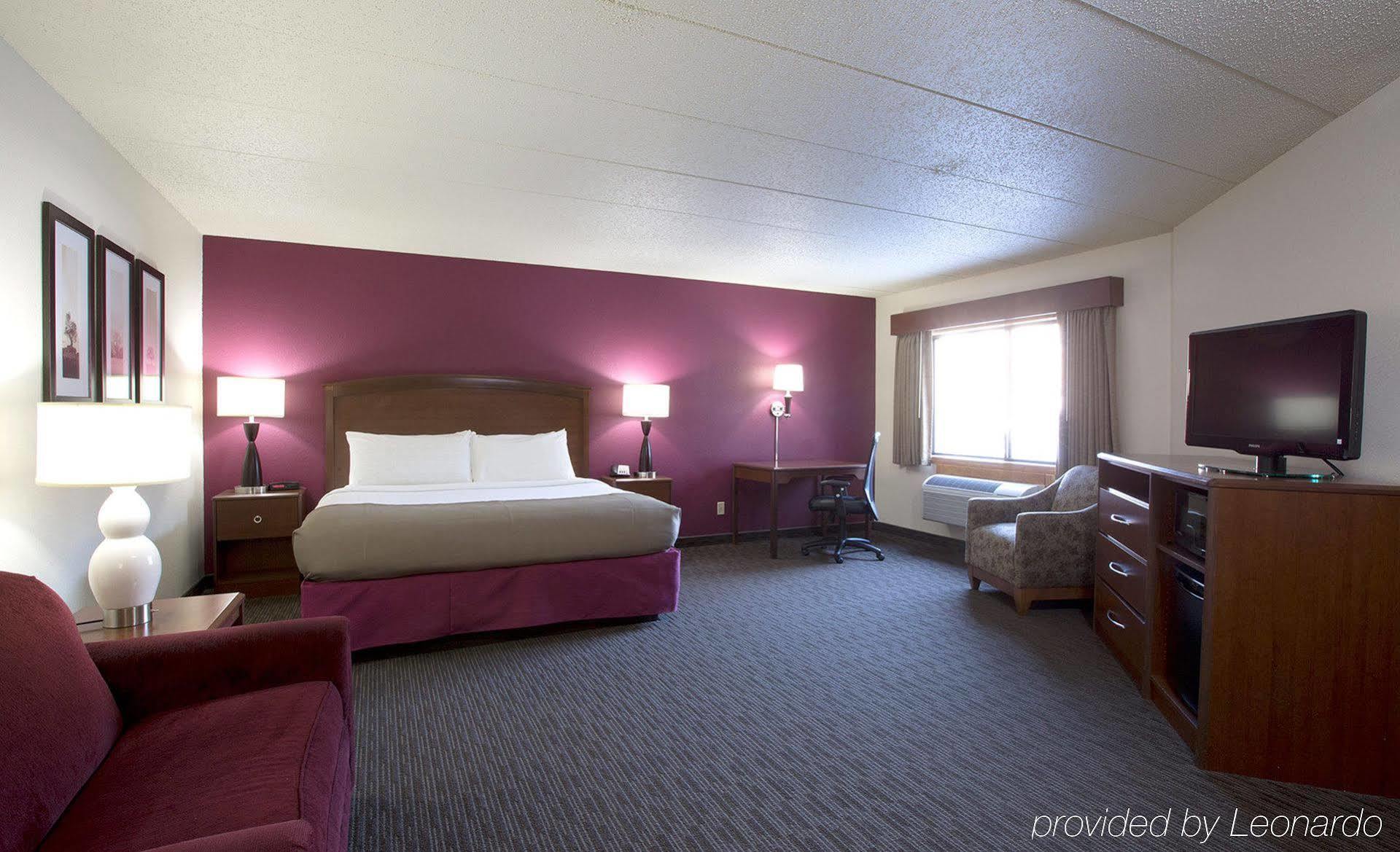 Americinn By Wyndham Osceola Экстерьер фото