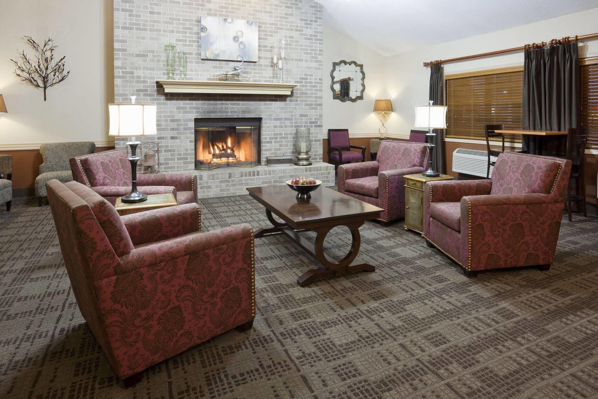 Americinn By Wyndham Osceola Экстерьер фото
