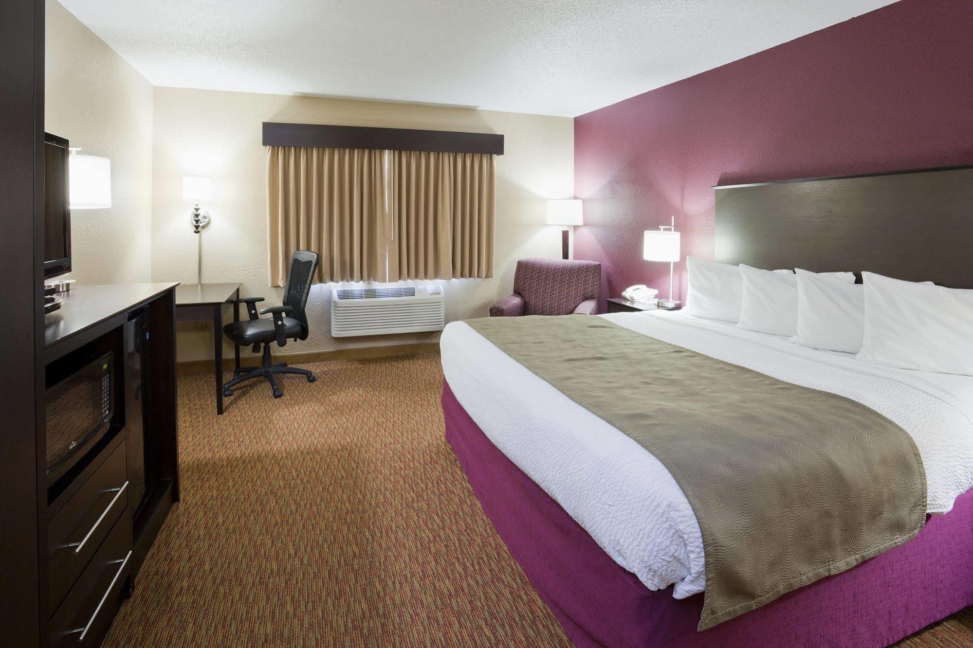 Americinn By Wyndham Osceola Экстерьер фото